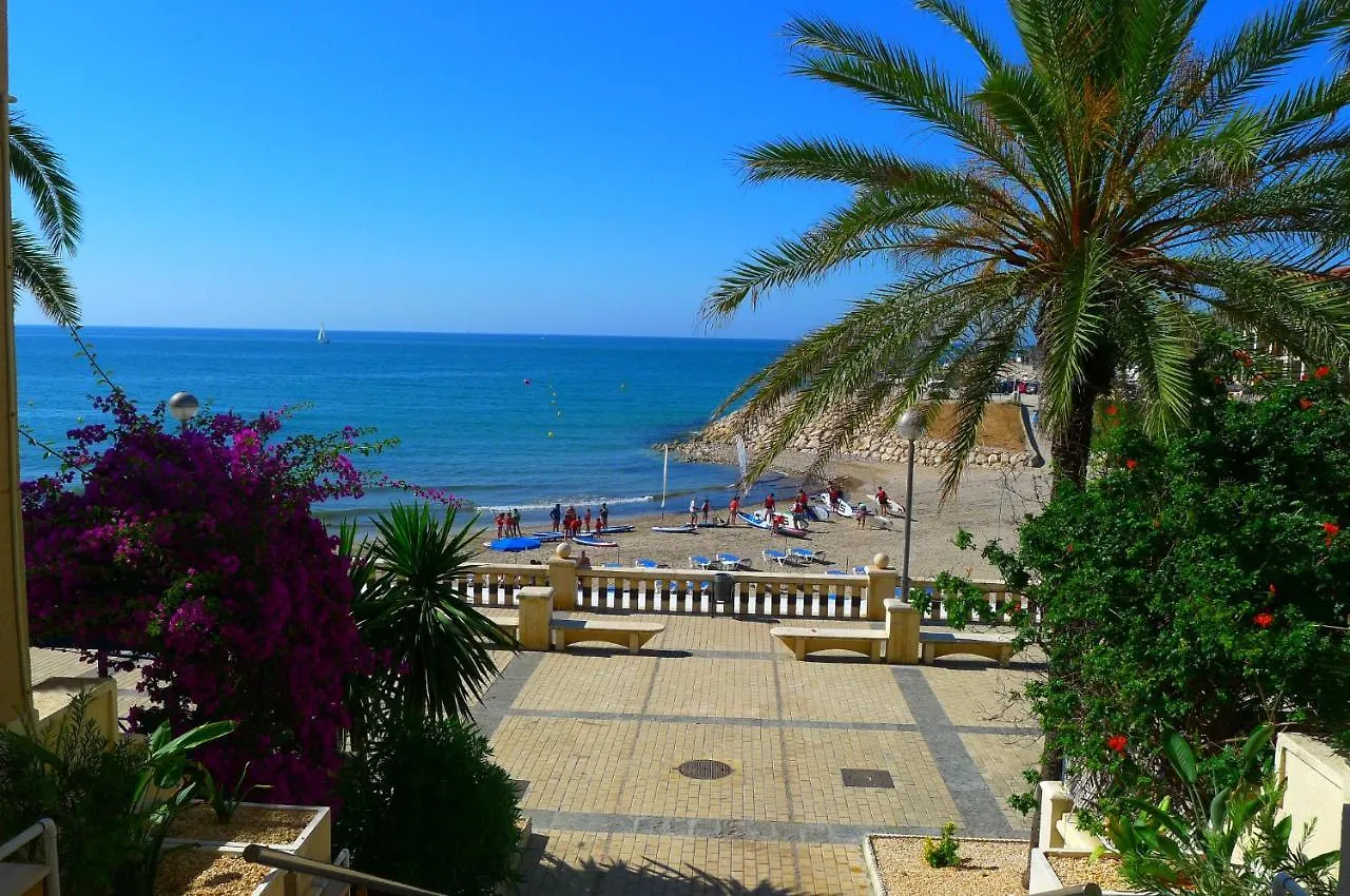 דירות סיטגס La Marina Seaview Penthouse ספרד