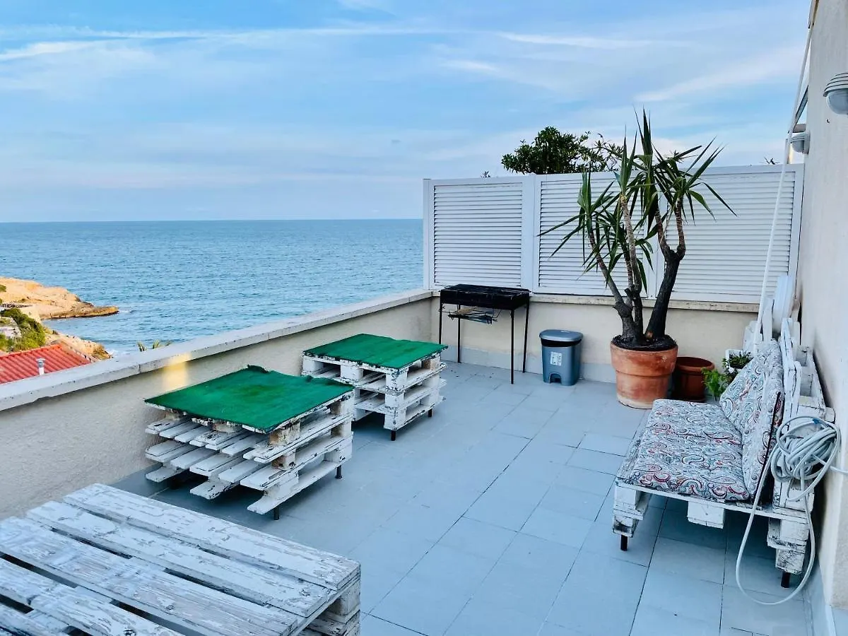 דירות סיטגס La Marina Seaview Penthouse