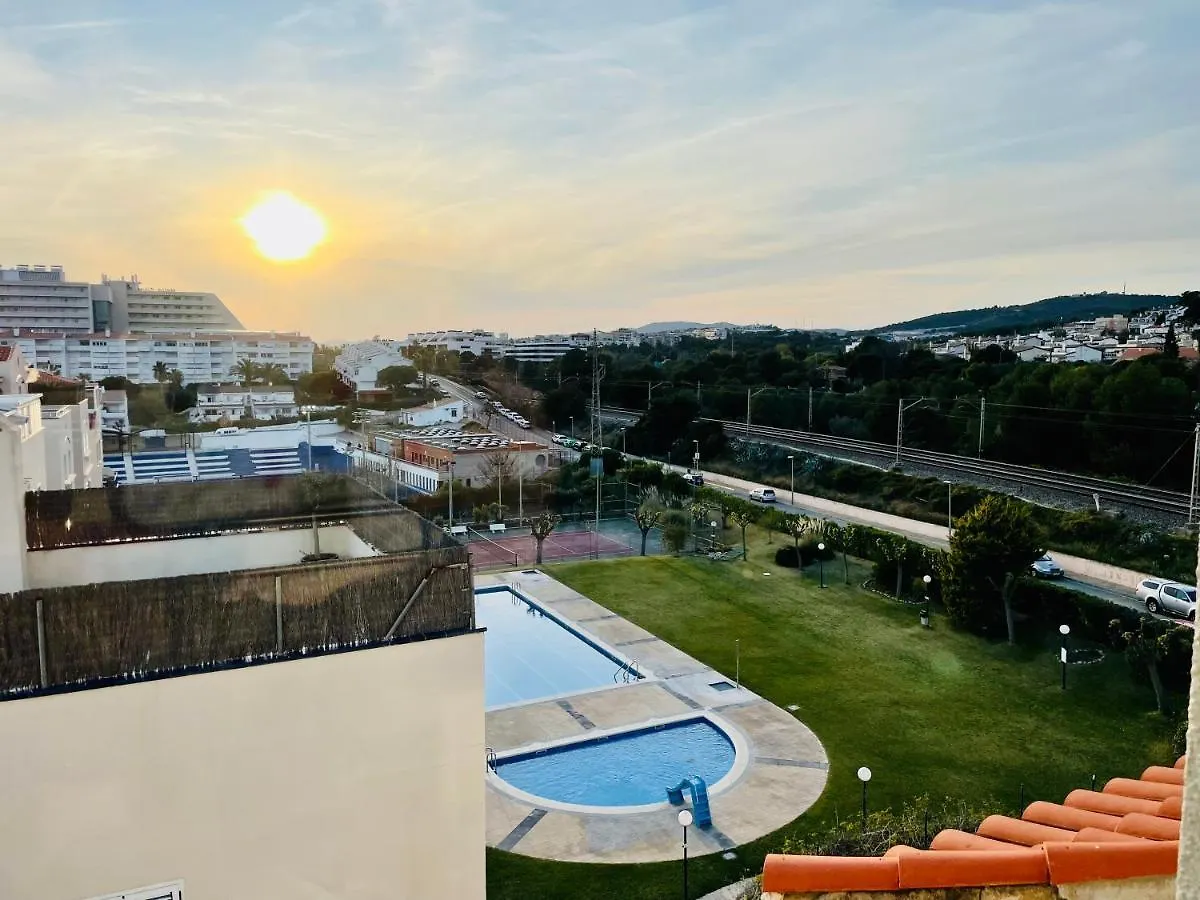 דירות סיטגס La Marina Seaview Penthouse