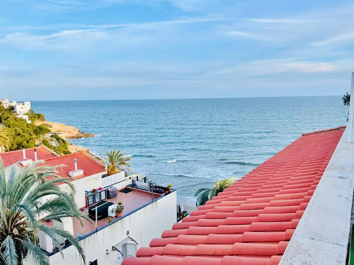 דירות סיטגס La Marina Seaview Penthouse 0*,