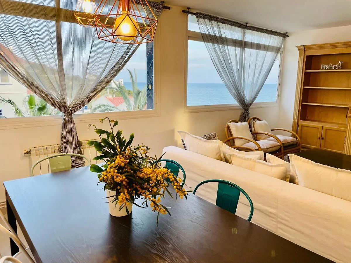 La Marina Seaview Penthouse Apartment Sitges