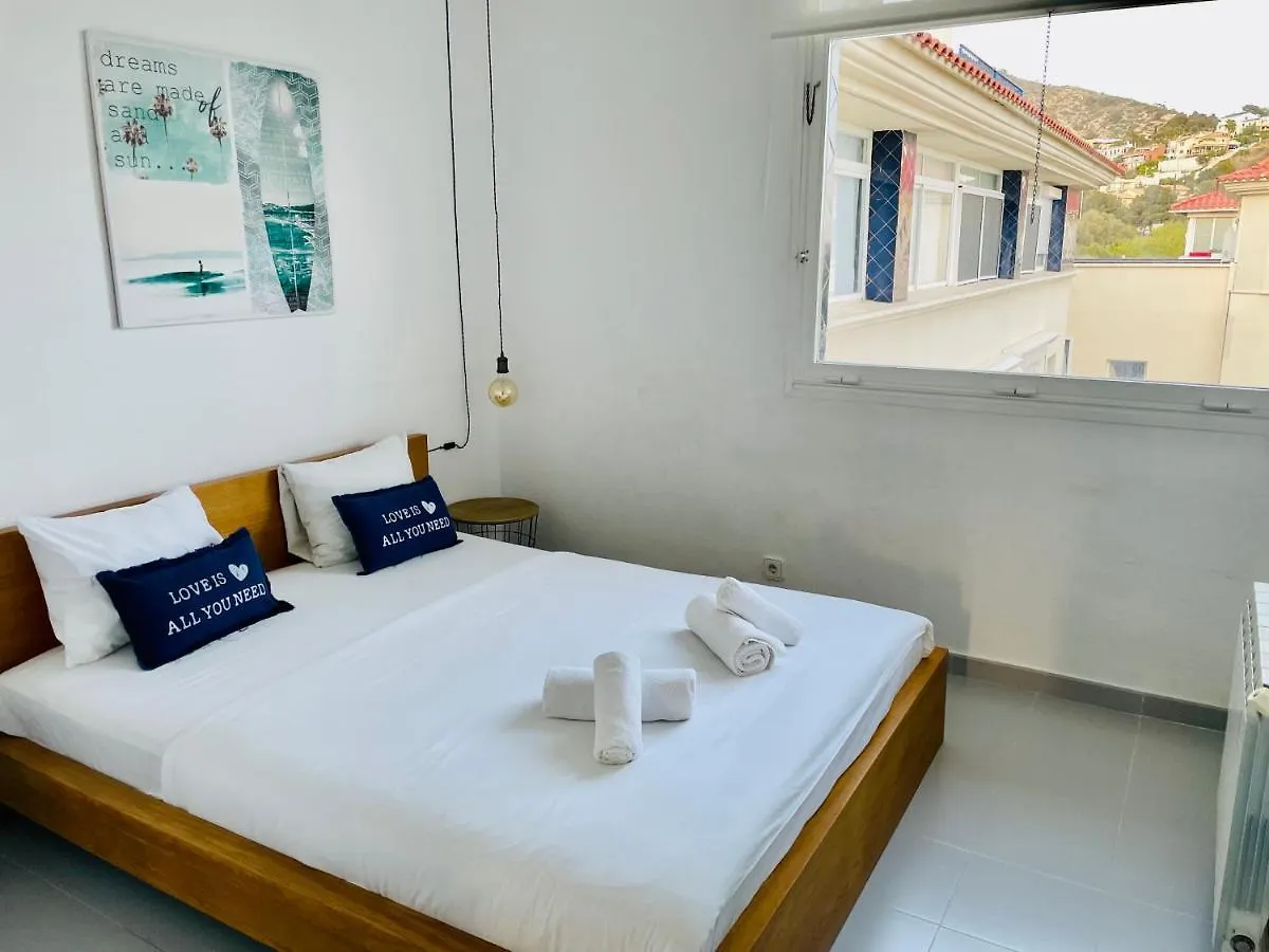 La Marina Seaview Penthouse Apartment Sitges Spain